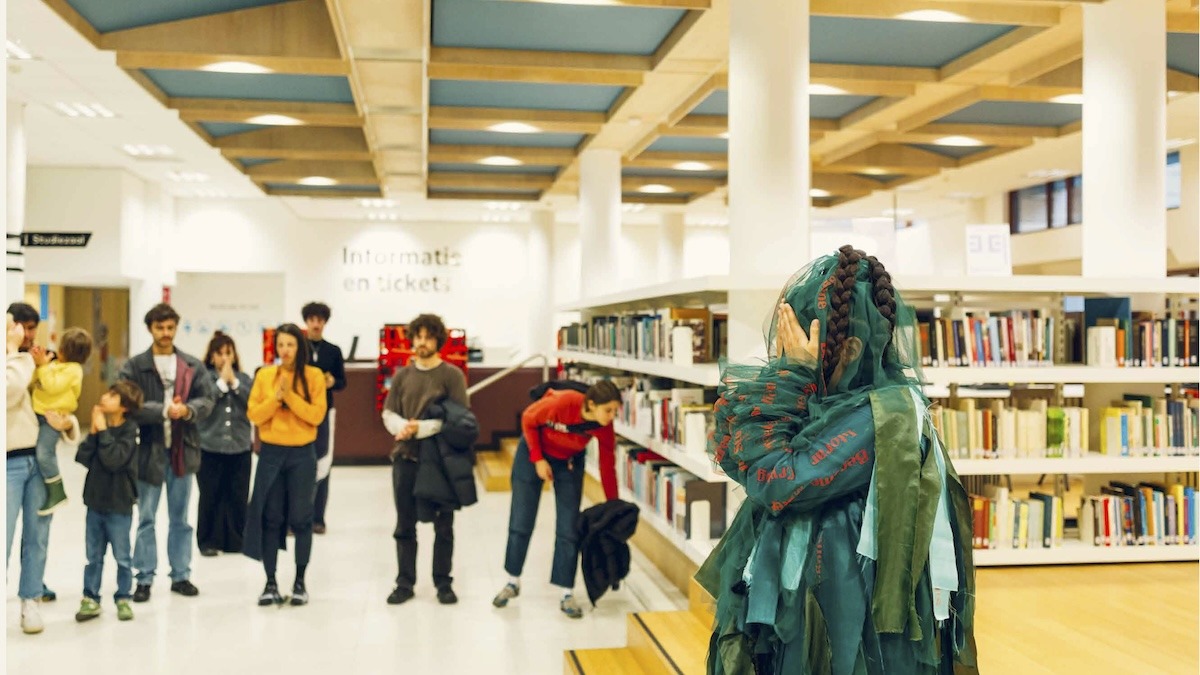 Performance by Juliana Acero Castellanos